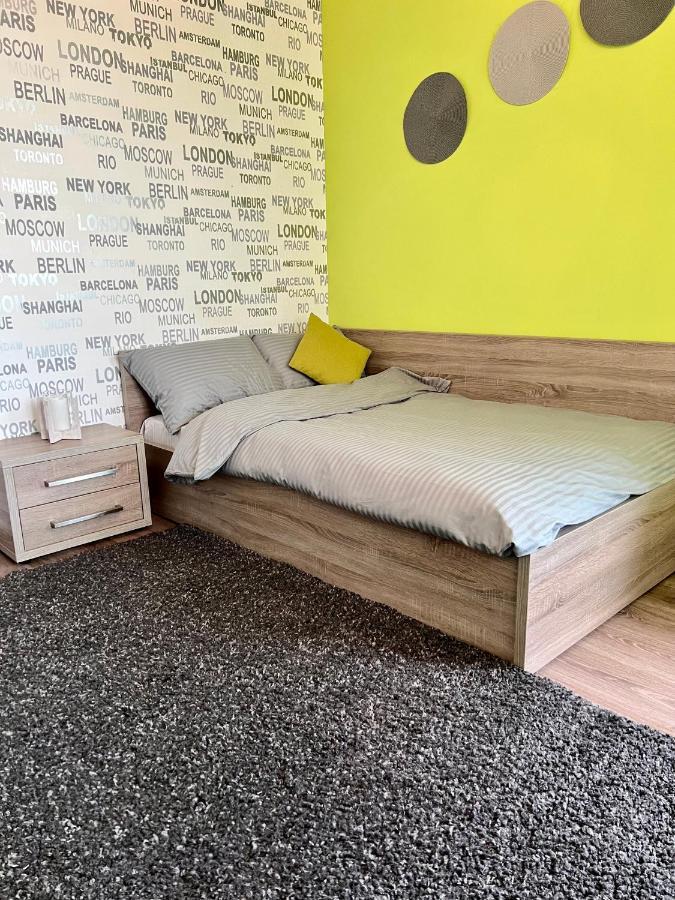 Relax. Просторі Та Затишні Апартаменти Ternopil Exterior foto